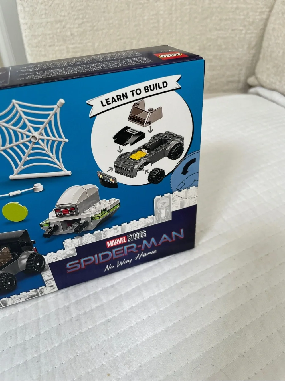 LEGO Spider-Man No Way Home Playset - Red, Black, Blue